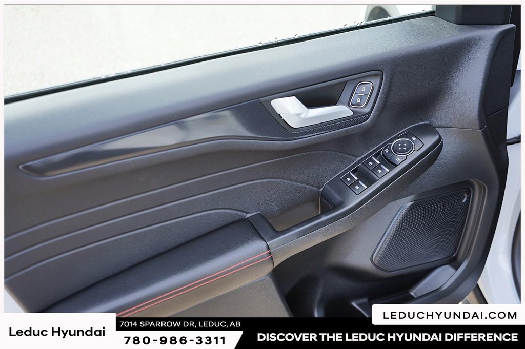 2025 Ford Escape ST-Line Select in Leduc, Alberta - 11 - w1024h768px