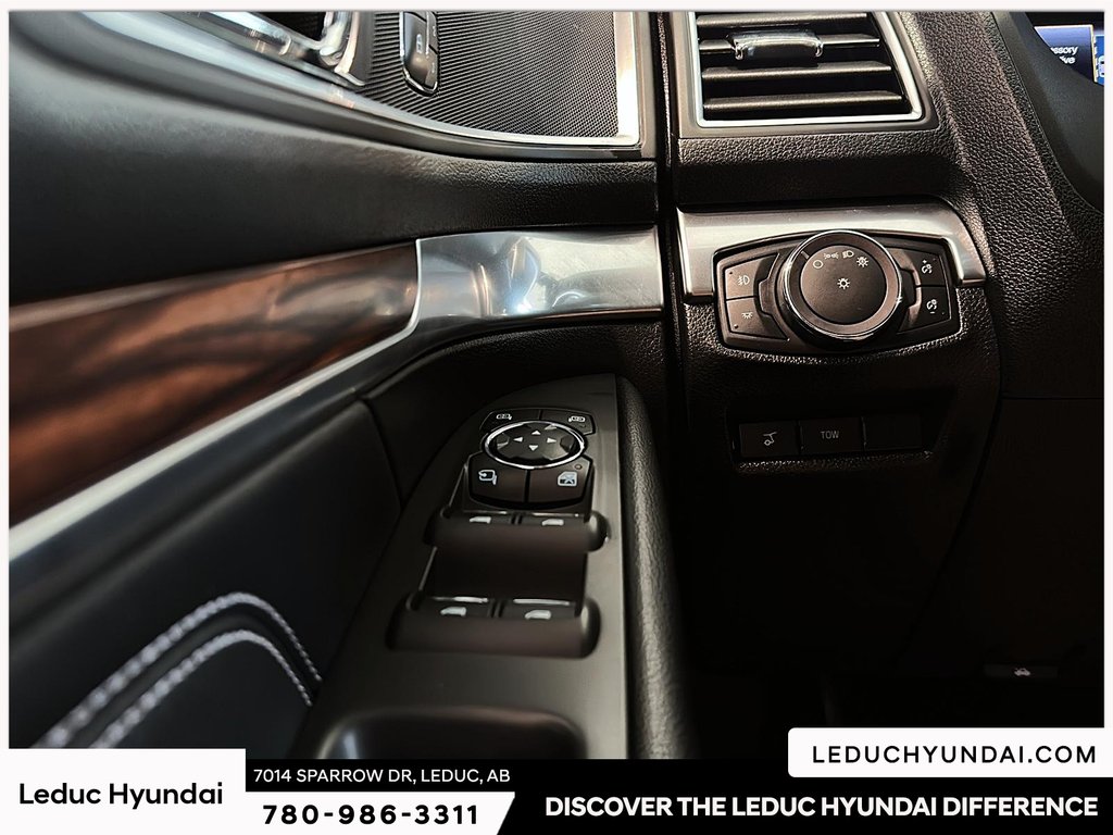2017 Ford Explorer Limited in Leduc, Alberta - 23 - w1024h768px