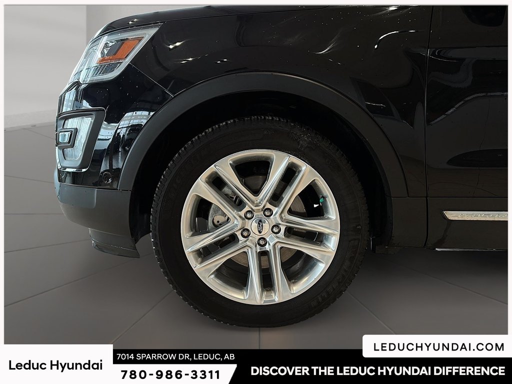 2017 Ford Explorer Limited in Leduc, Alberta - 8 - w1024h768px