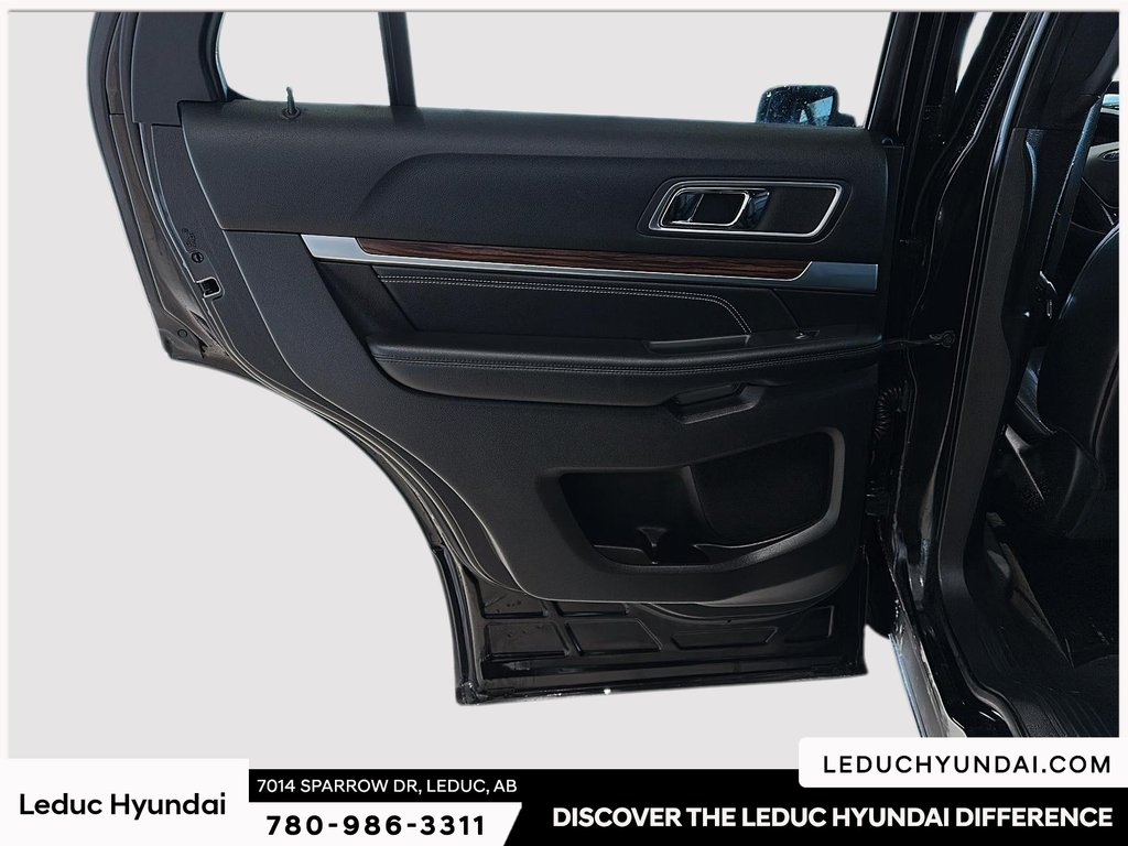 2017 Ford Explorer Limited in Leduc, Alberta - 15 - w1024h768px