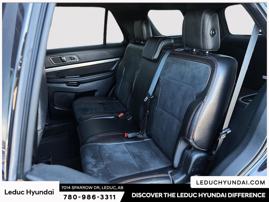 2018 Ford Explorer XLT in Leduc, Alberta - 9 - w1024h768px