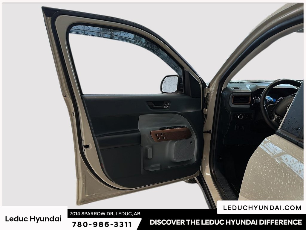 2024 Ford Maverick Lariat in Leduc, Alberta - 11 - w1024h768px