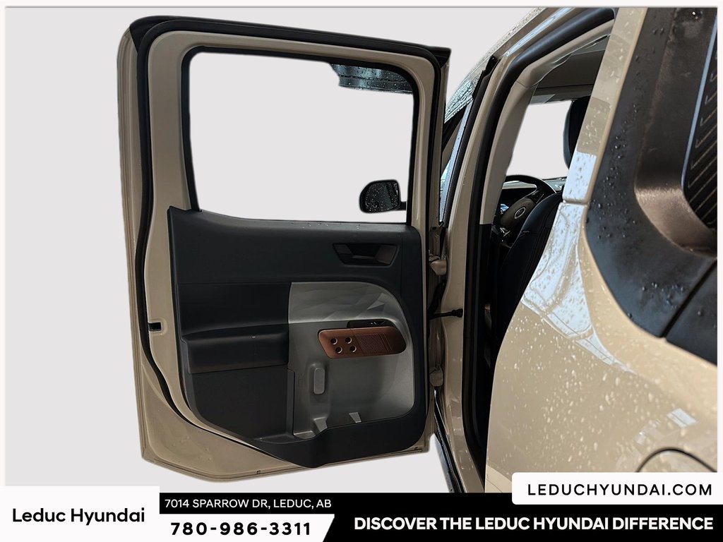 2024 Ford Maverick Lariat in Leduc, Alberta - 12 - w1024h768px