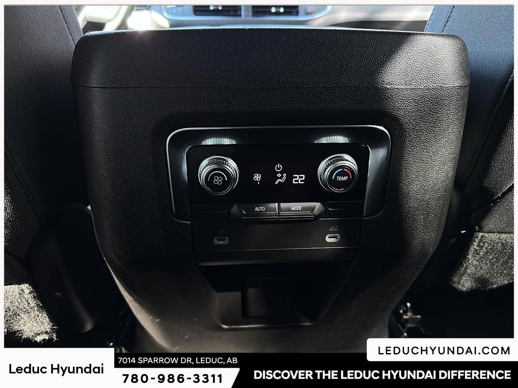 2024 GMC Yukon SLE in Leduc, Alberta - 12 - w1024h768px
