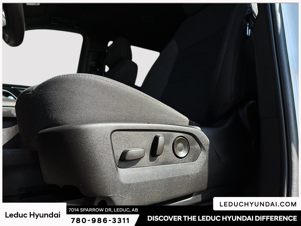 2024 GMC Yukon SLE in Leduc, Alberta - 9 - w1024h768px