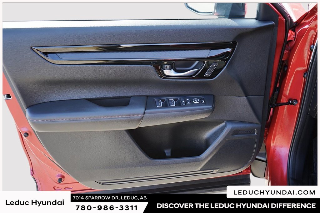 2024 Honda CR-V Hybrid Touring in Leduc, Alberta - 14 - w1024h768px