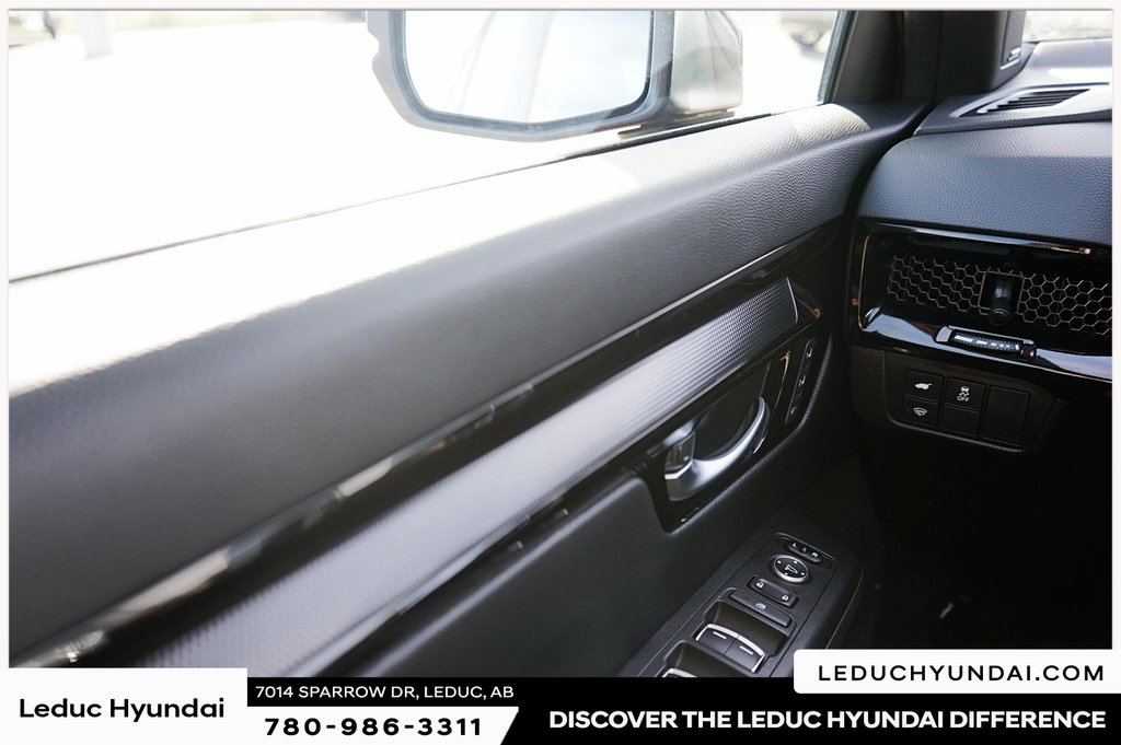 2024 Honda CR-V Hybrid Touring in Leduc, Alberta - 19 - w1024h768px
