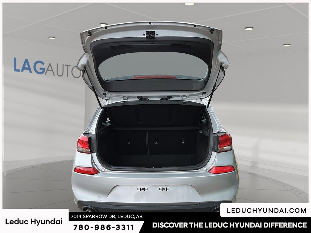 2018 Hyundai Elantra GT Sport in Leduc, Alberta - 6 - w1024h768px