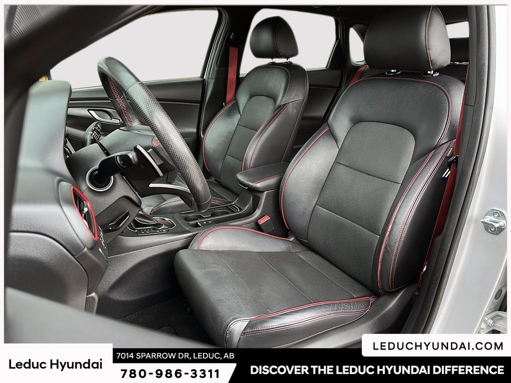 2018 Hyundai Elantra GT Sport in Leduc, Alberta - 8 - w1024h768px