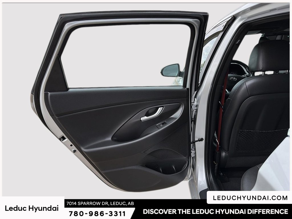 2018 Hyundai Elantra GT Sport in Leduc, Alberta - 13 - w1024h768px