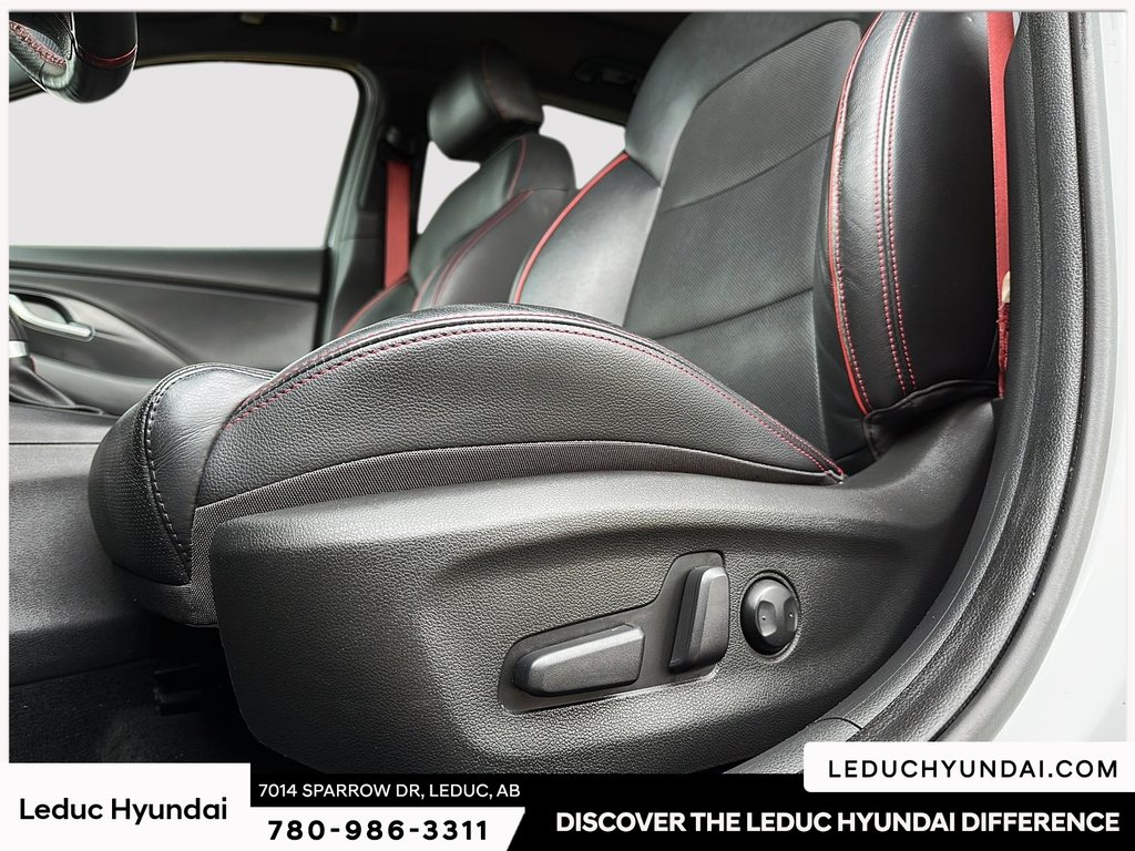 2018 Hyundai Elantra GT Sport in Leduc, Alberta - 9 - w1024h768px