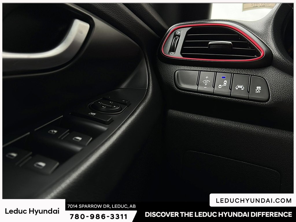 2018 Hyundai Elantra GT Sport in Leduc, Alberta - 21 - w1024h768px