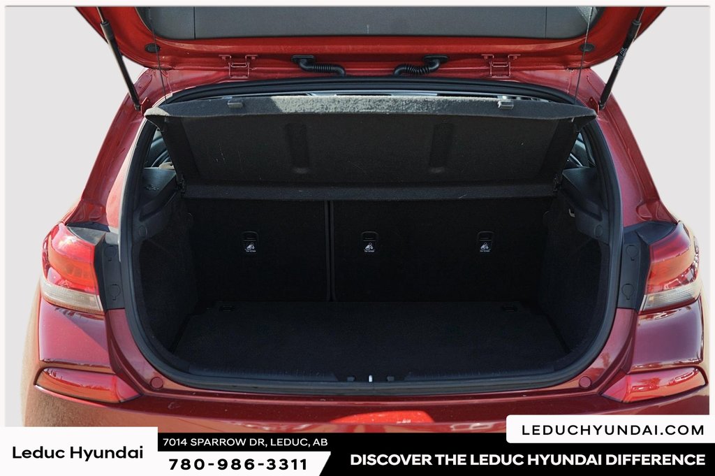 2019 Hyundai Elantra GT Preferred in Leduc, Alberta - 6 - w1024h768px