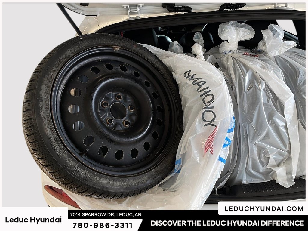 2020 Hyundai Elantra GT N Line in Leduc, Alberta - 8 - w1024h768px