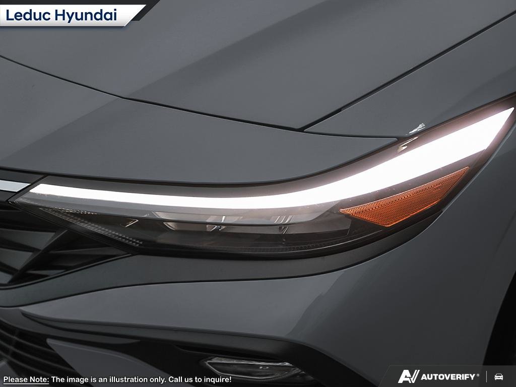 2026 Hyundai Elantra Hybrid Luxury Two-Tone Interior in Leduc, Alberta - 8 - w1024h768px