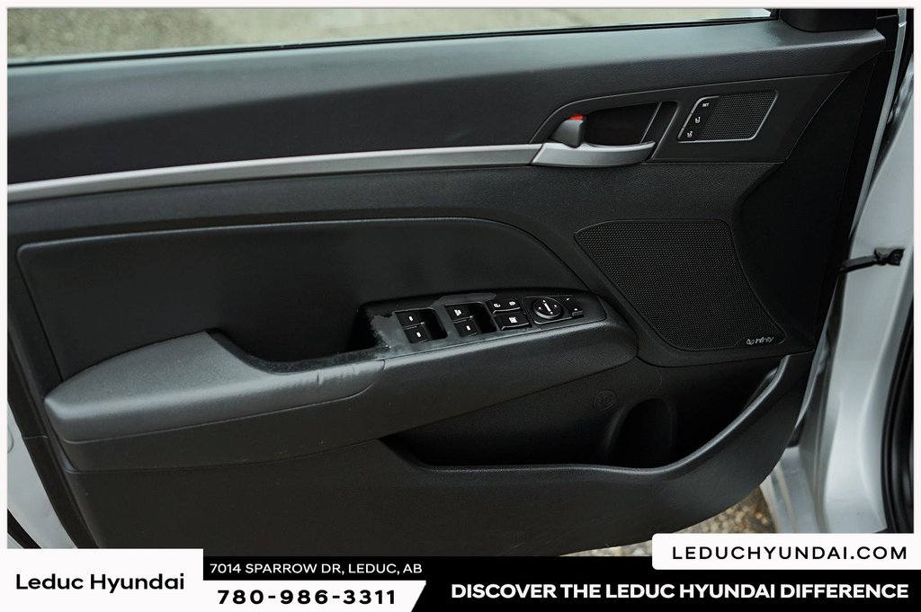 2017 Hyundai Elantra Limited Ultimate in Leduc, Alberta - 11 - w1024h768px