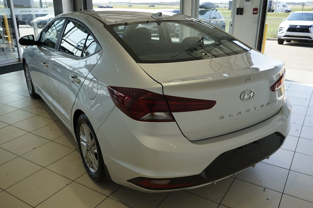 2020  Elantra Preferred w/Sun & Safety Package in Leduc, Alberta - 7 - w1024h768px