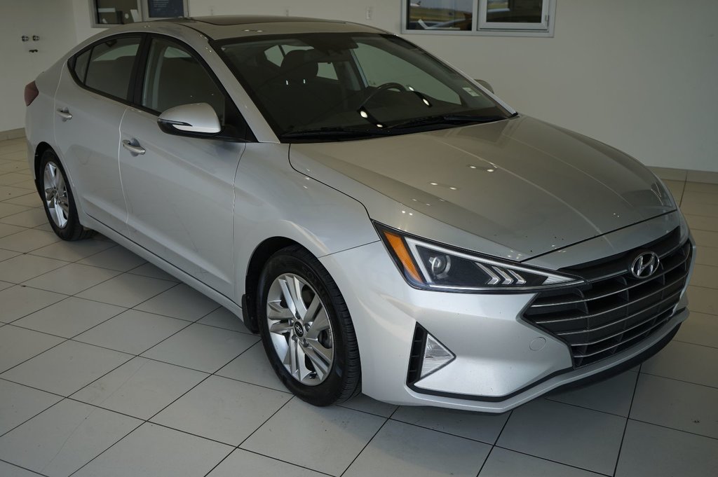 2020  Elantra Preferred w/Sun & Safety Package in Leduc, Alberta - 2 - w1024h768px