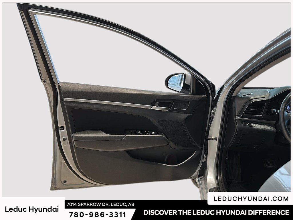 2020 Hyundai Elantra Preferred in Leduc, Alberta - 10 - w1024h768px