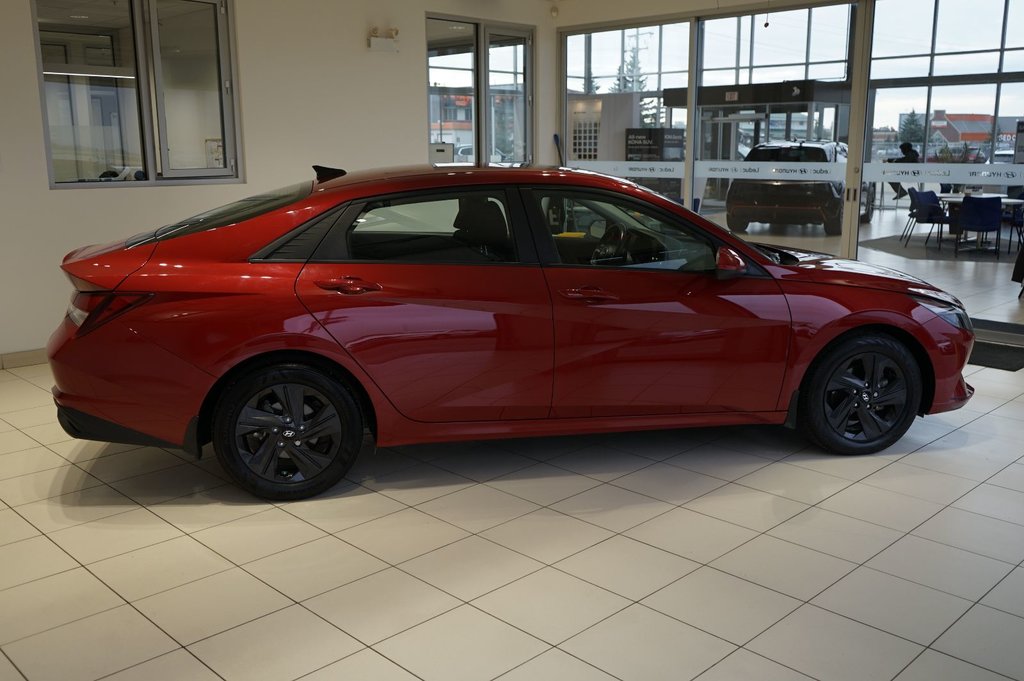 2022  Elantra Preferred in Leduc, Alberta - 8 - w1024h768px