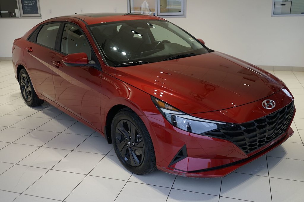 2022  Elantra Preferred in Leduc, Alberta - 9 - w1024h768px