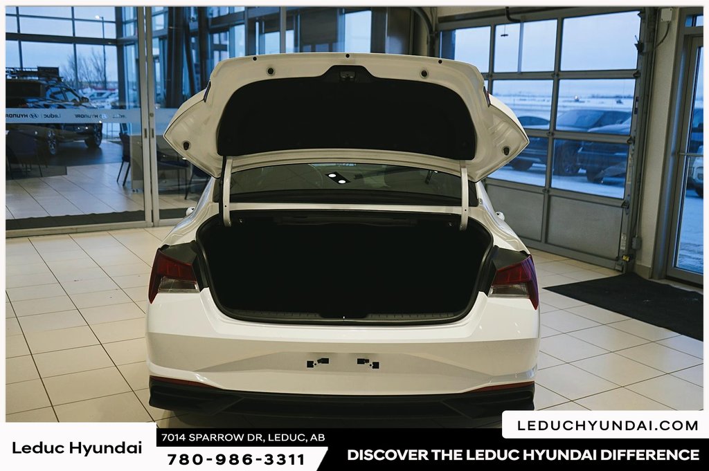 2023 Hyundai Elantra Preferred in Leduc, Alberta - 18 - w1024h768px