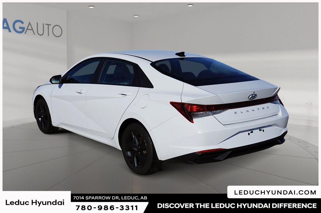 2023 Hyundai Elantra Preferred in Leduc, Alberta - 4 - w1024h768px