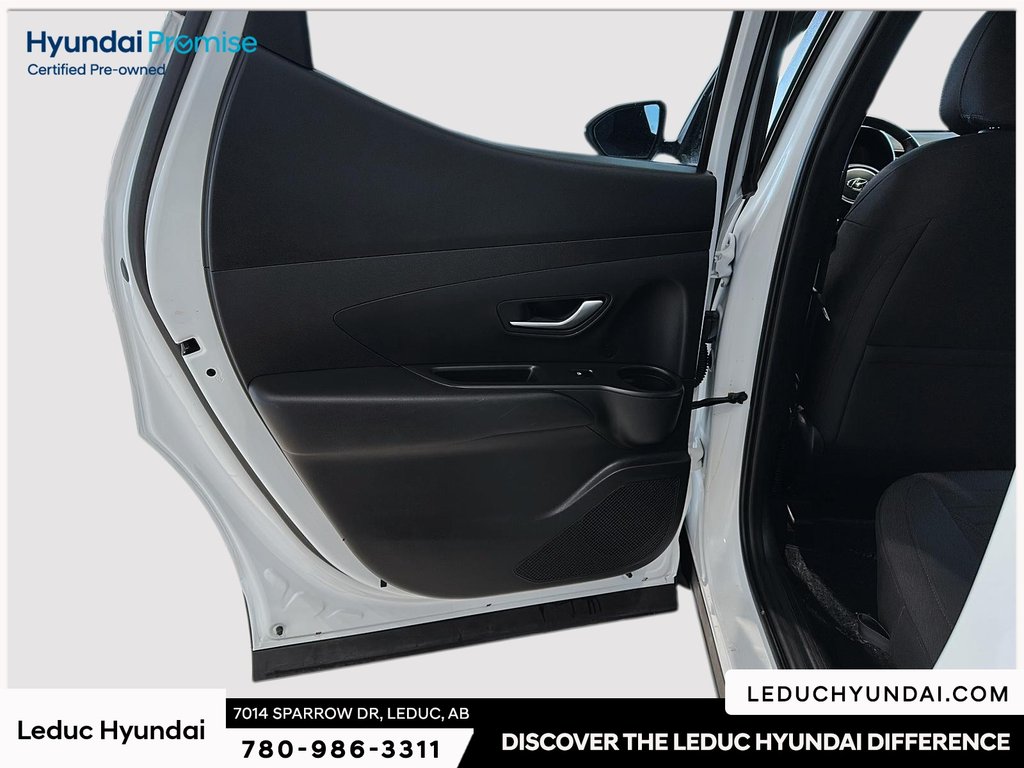 2024 Hyundai Santa Cruz Preferred in Leduc, Alberta - 11 - w1024h768px