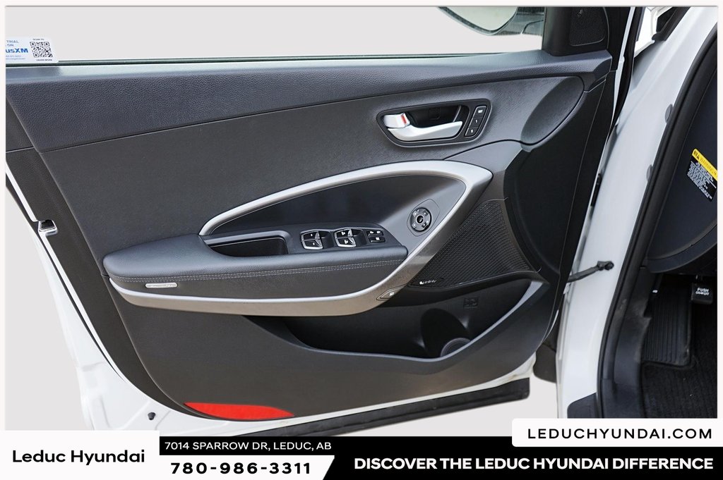 2017 Hyundai Santa Fe XL Luxury in Leduc, Alberta - 10 - w1024h768px