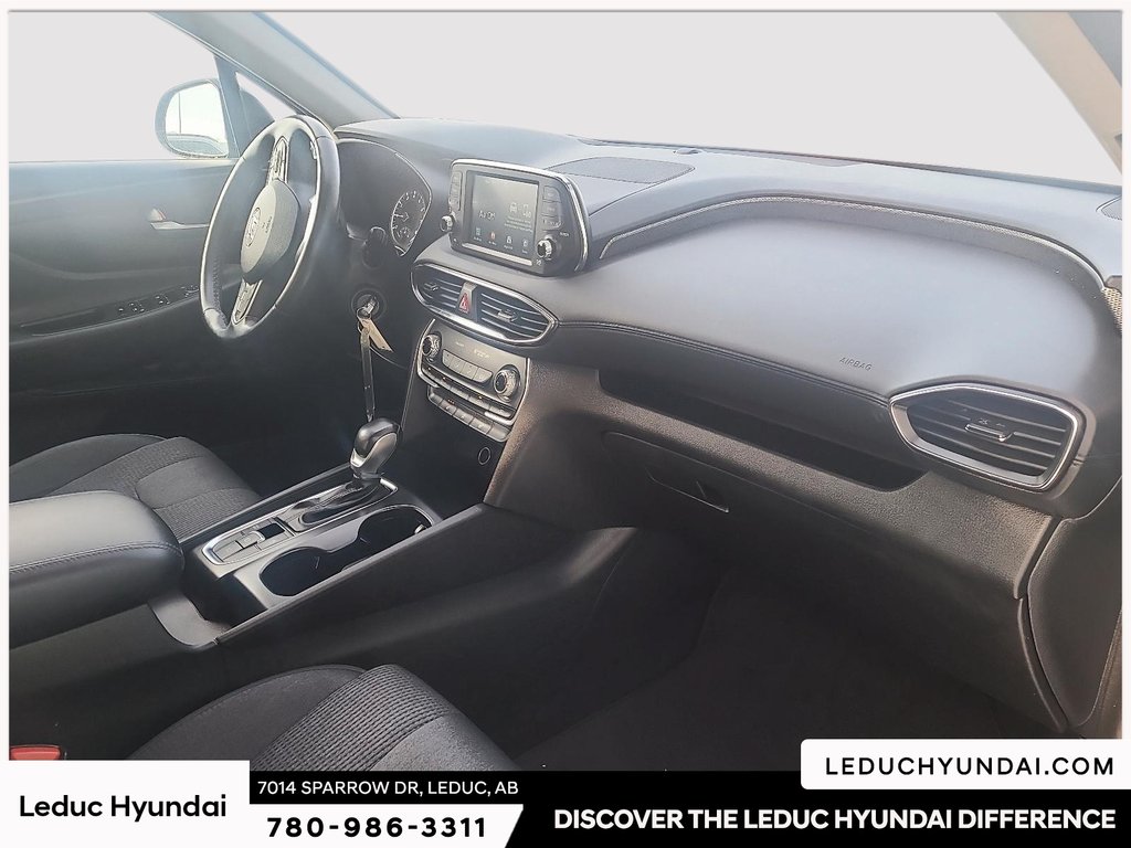 2020 Hyundai Santa Fe Essential in Leduc, Alberta - 9 - w1024h768px