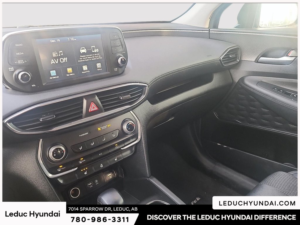 2020 Hyundai Santa Fe Essential in Leduc, Alberta - 13 - w1024h768px