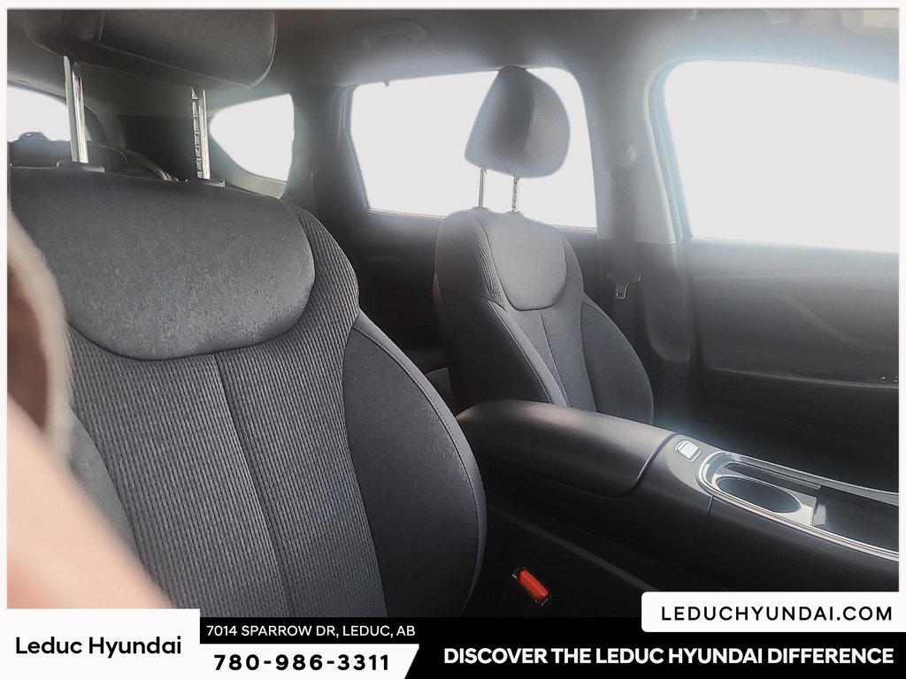 2021 Hyundai Santa Fe Preferred in Leduc, Alberta - 9 - w1024h768px