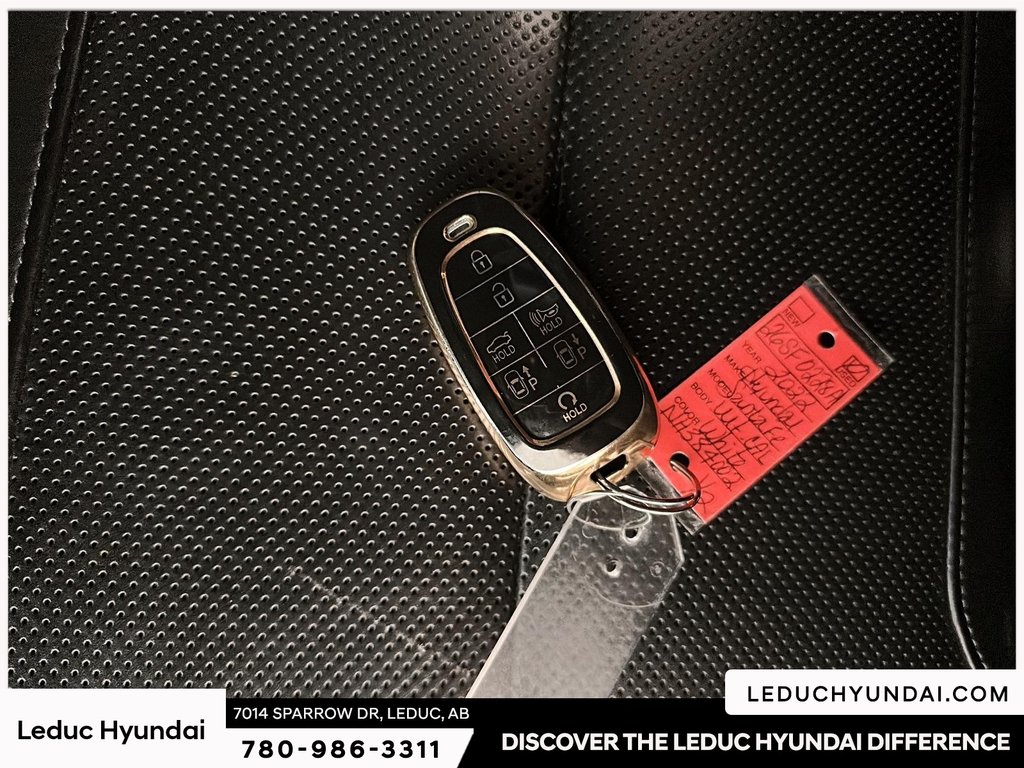2022 Hyundai Santa Fe Ultimate in Leduc, Alberta - 26 - w1024h768px