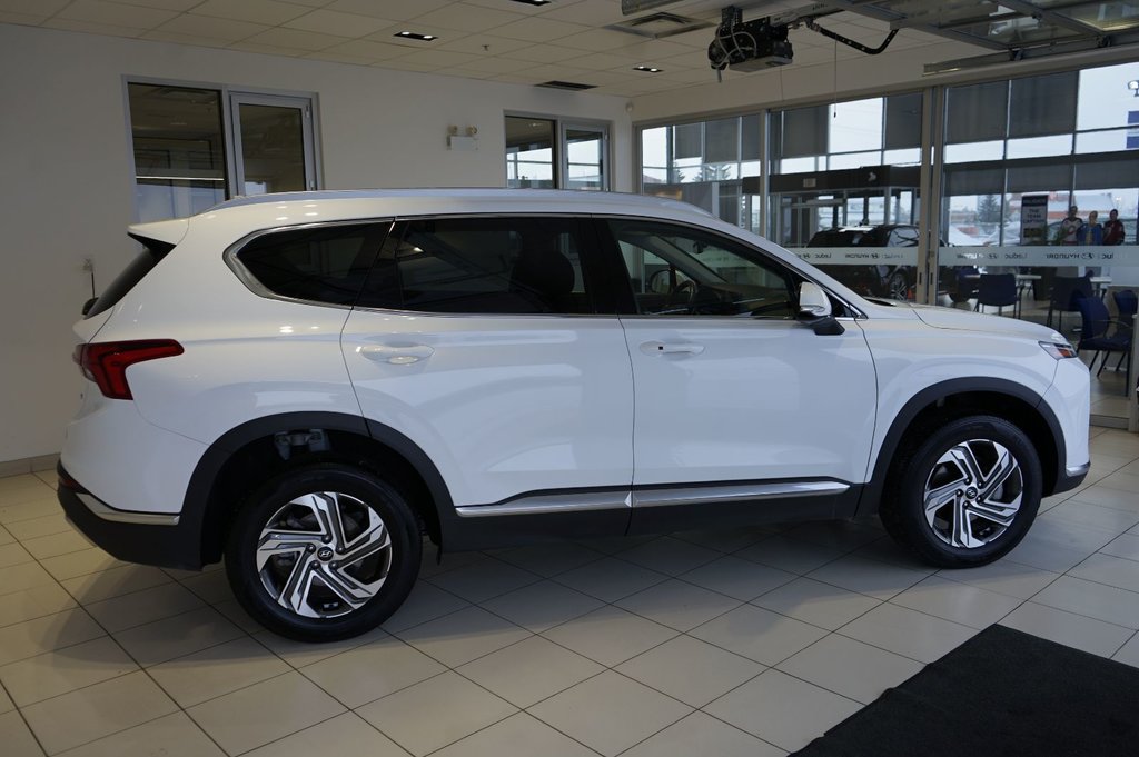 2023 Hyundai Santa Fe Preferred in Leduc, Alberta - 8 - w1024h768px