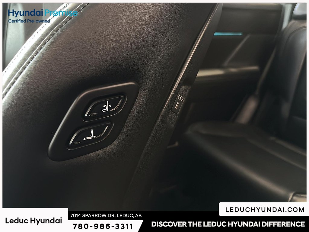 2025 Hyundai Santa Fe Ultimate in Leduc, Alberta - 10 - w1024h768px