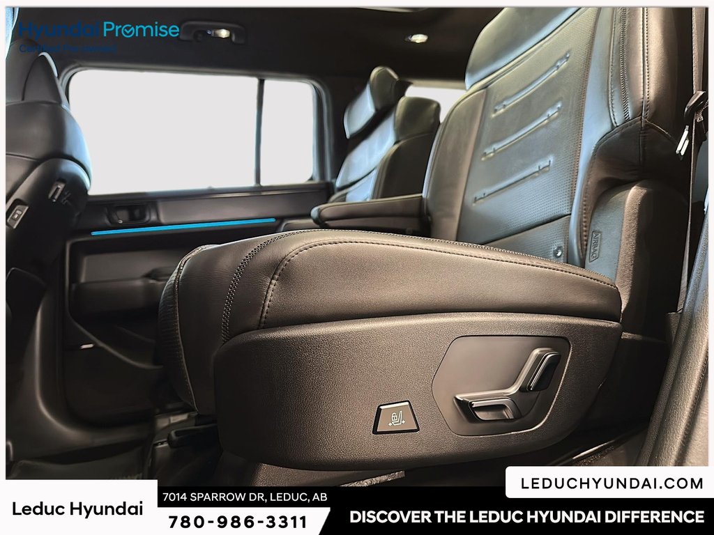 2025 Hyundai Santa Fe Ultimate in Leduc, Alberta - 12 - w1024h768px
