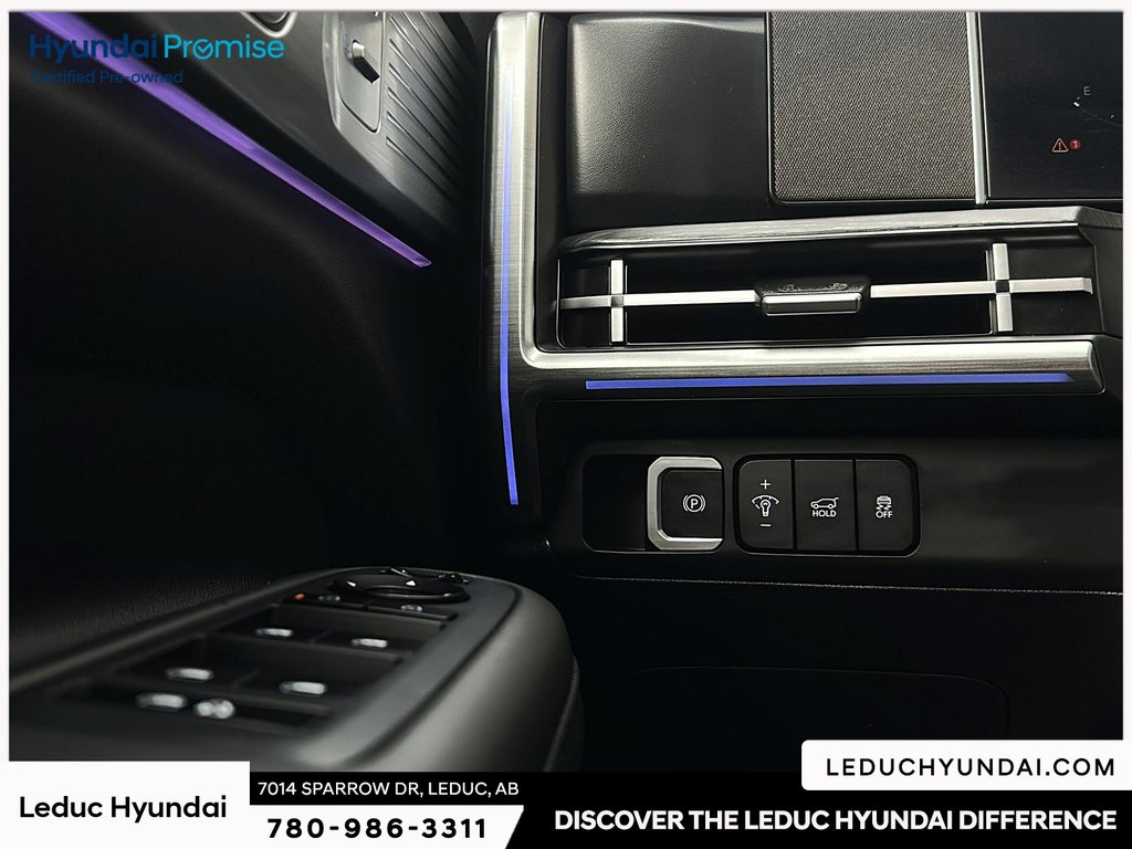 2025 Hyundai Santa Fe Luxury in Leduc, Alberta - 21 - w1024h768px