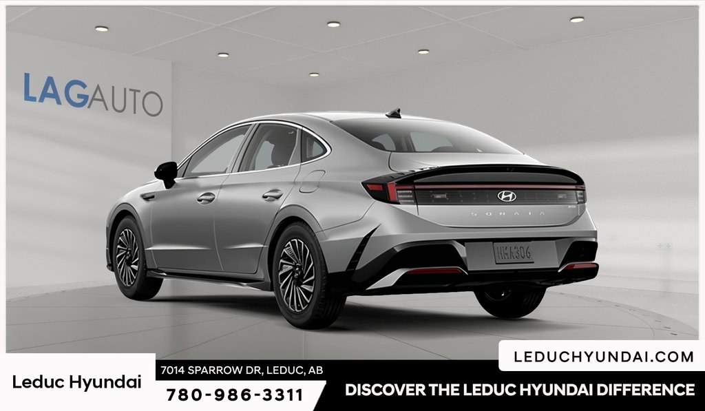 2027 Hyundai Sonata Hybrid Preferred-Trend in Leduc, Alberta - 3 - w1024h768px