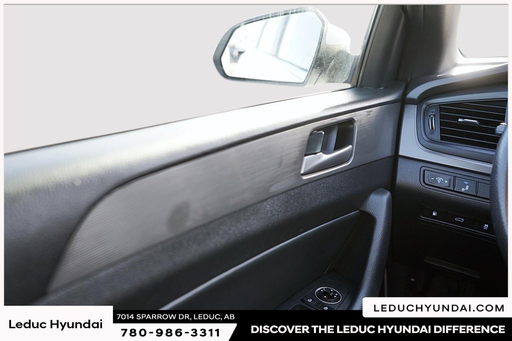 2018 Hyundai Sonata Sport in Leduc, Alberta - 14 - w1024h768px