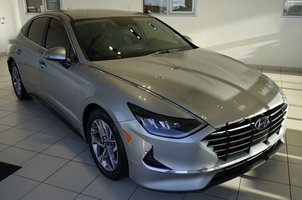 2020 Hyundai Sonata Preferred in Leduc, Alberta - 9 - w1024h768px