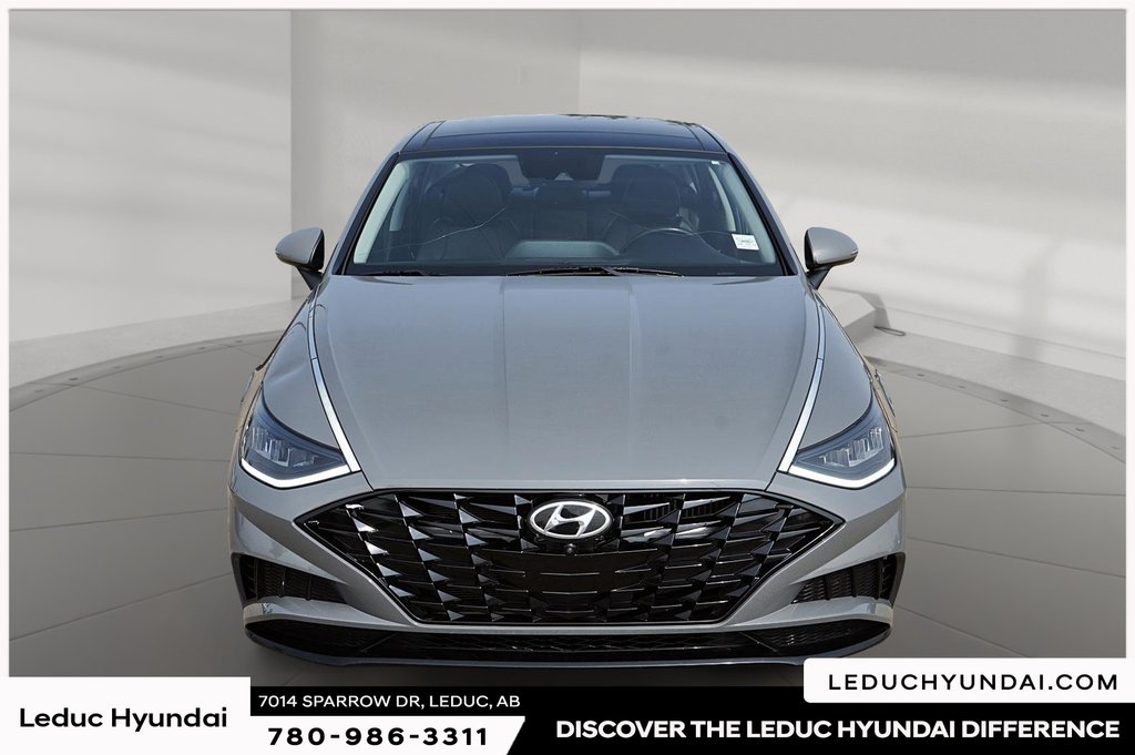 2020 Hyundai Sonata Luxury in Leduc, Alberta - 2 - w1024h768px