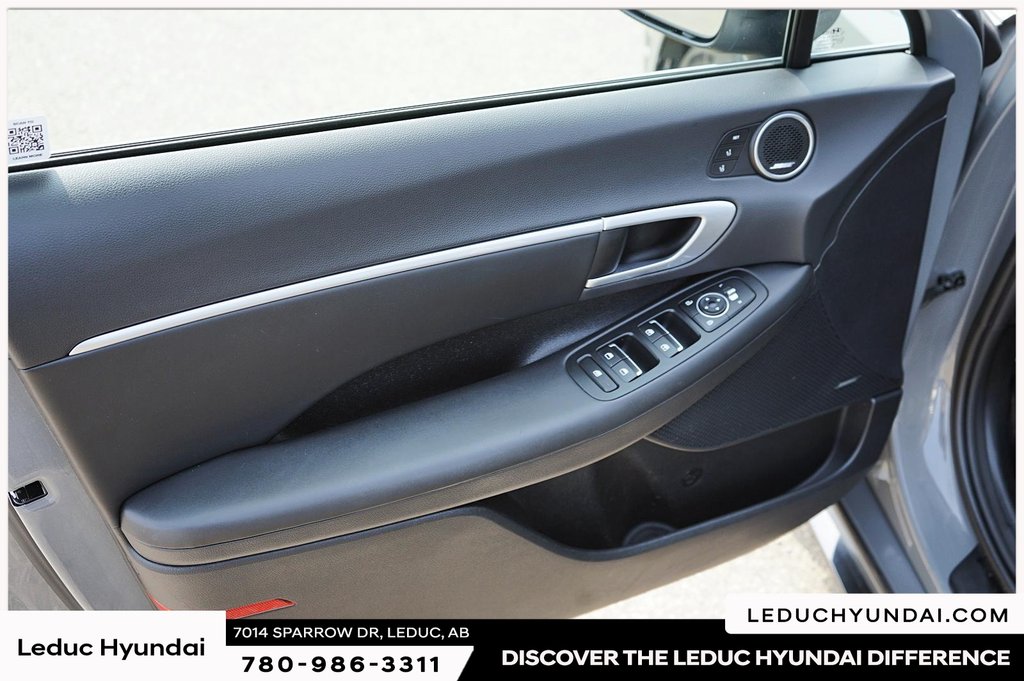 2020 Hyundai Sonata Luxury in Leduc, Alberta - 11 - w1024h768px