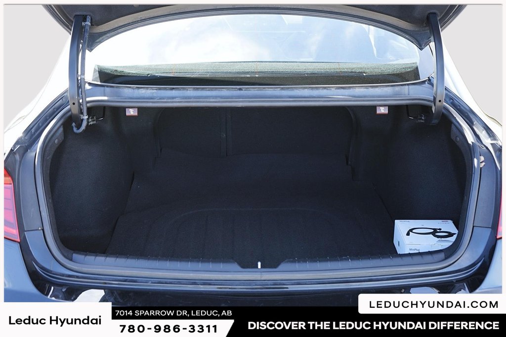 2021 Hyundai Sonata Preferred in Leduc, Alberta - 6 - w1024h768px