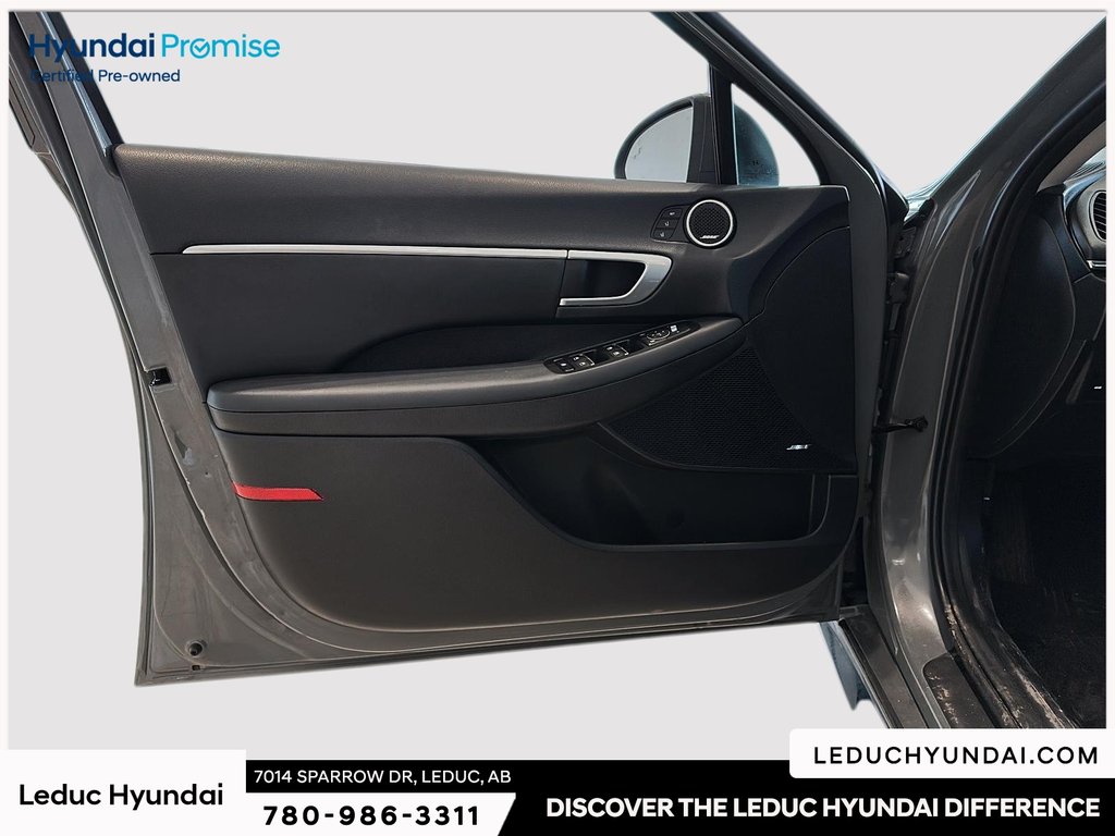 2021 Hyundai Sonata Luxury in Leduc, Alberta - 12 - w1024h768px