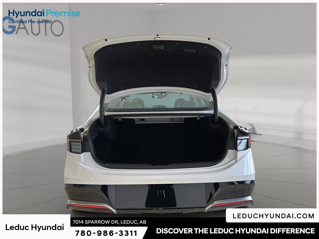 2025 Hyundai Sonata Preferred-Trend in Leduc, Alberta - 6 - w1024h768px