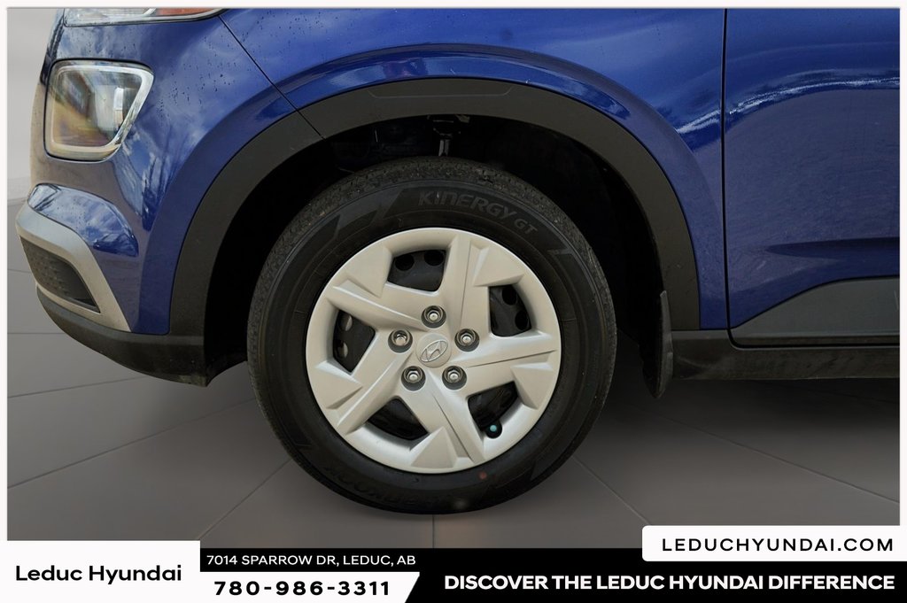 2022 Hyundai Venue Essential in Leduc, Alberta - 8 - w1024h768px