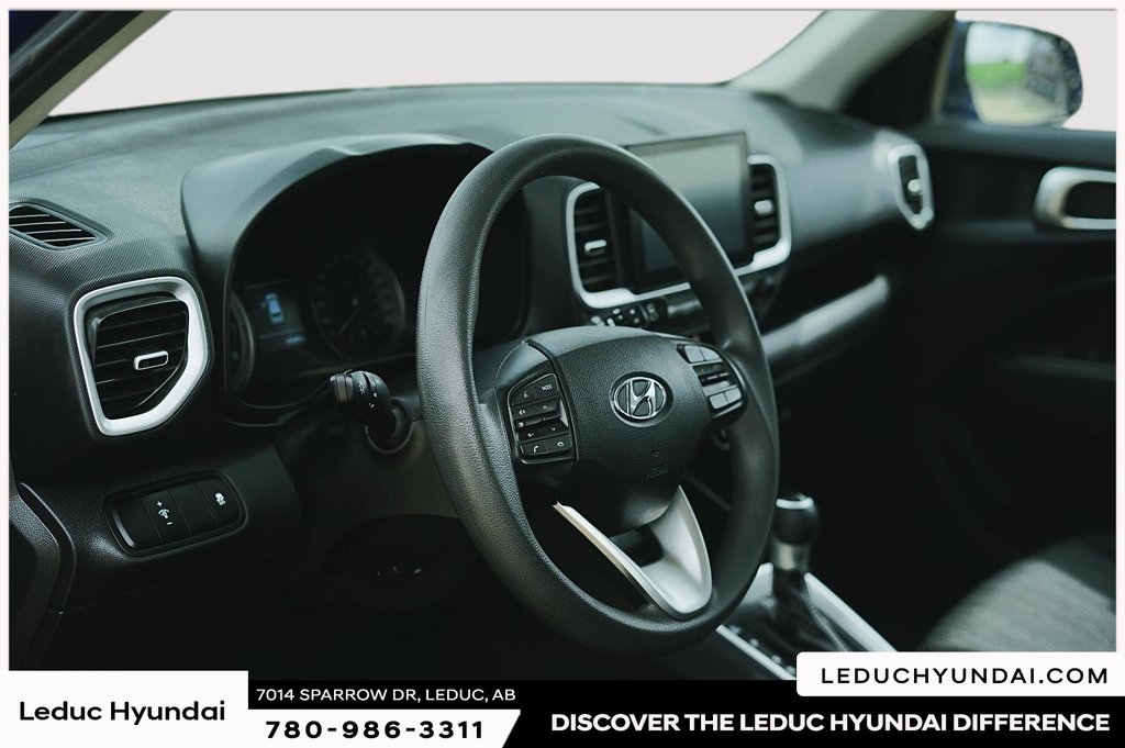 2022 Hyundai Venue Essential in Leduc, Alberta - 13 - w1024h768px
