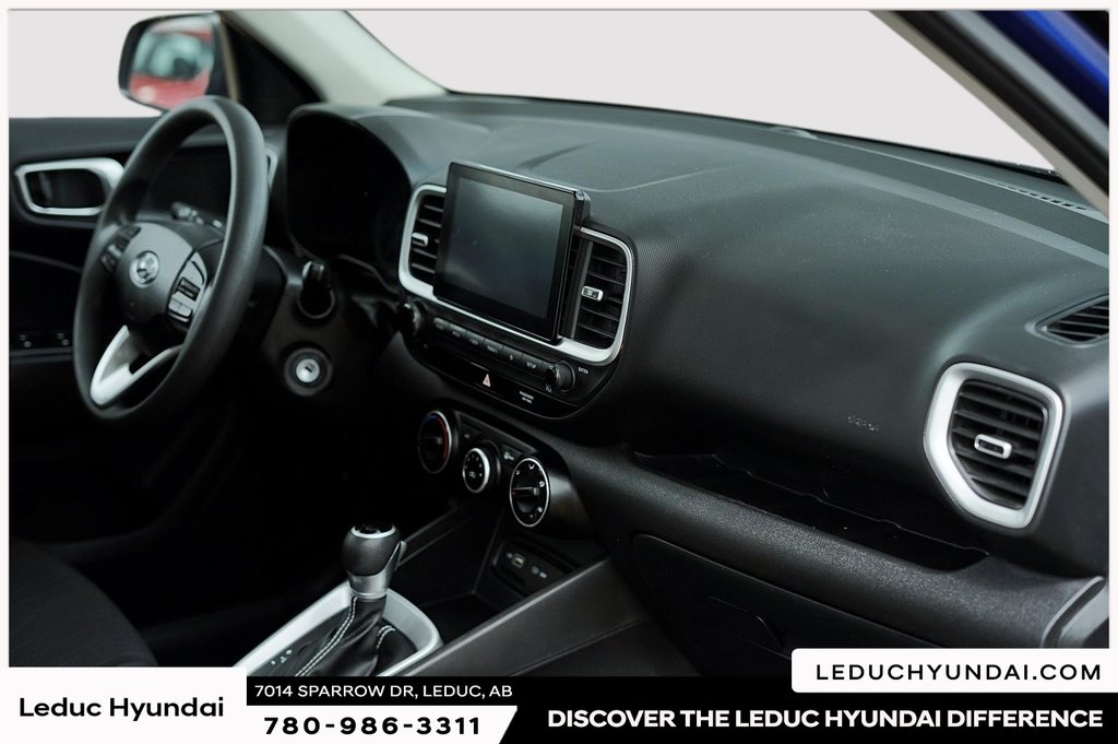 2022 Hyundai Venue Essential in Leduc, Alberta - 11 - w1024h768px