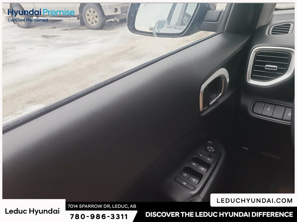 2023 Hyundai Venue Preferred in Leduc, Alberta - 16 - w1024h768px