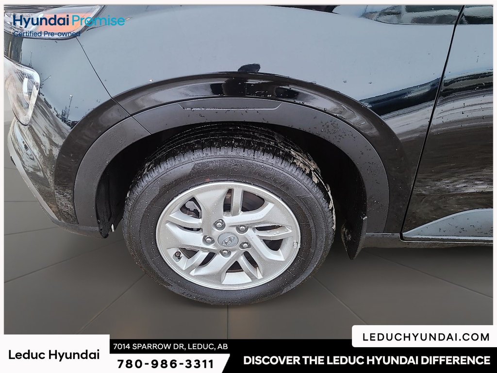 2023 Hyundai Venue Preferred in Leduc, Alberta - 7 - w1024h768px